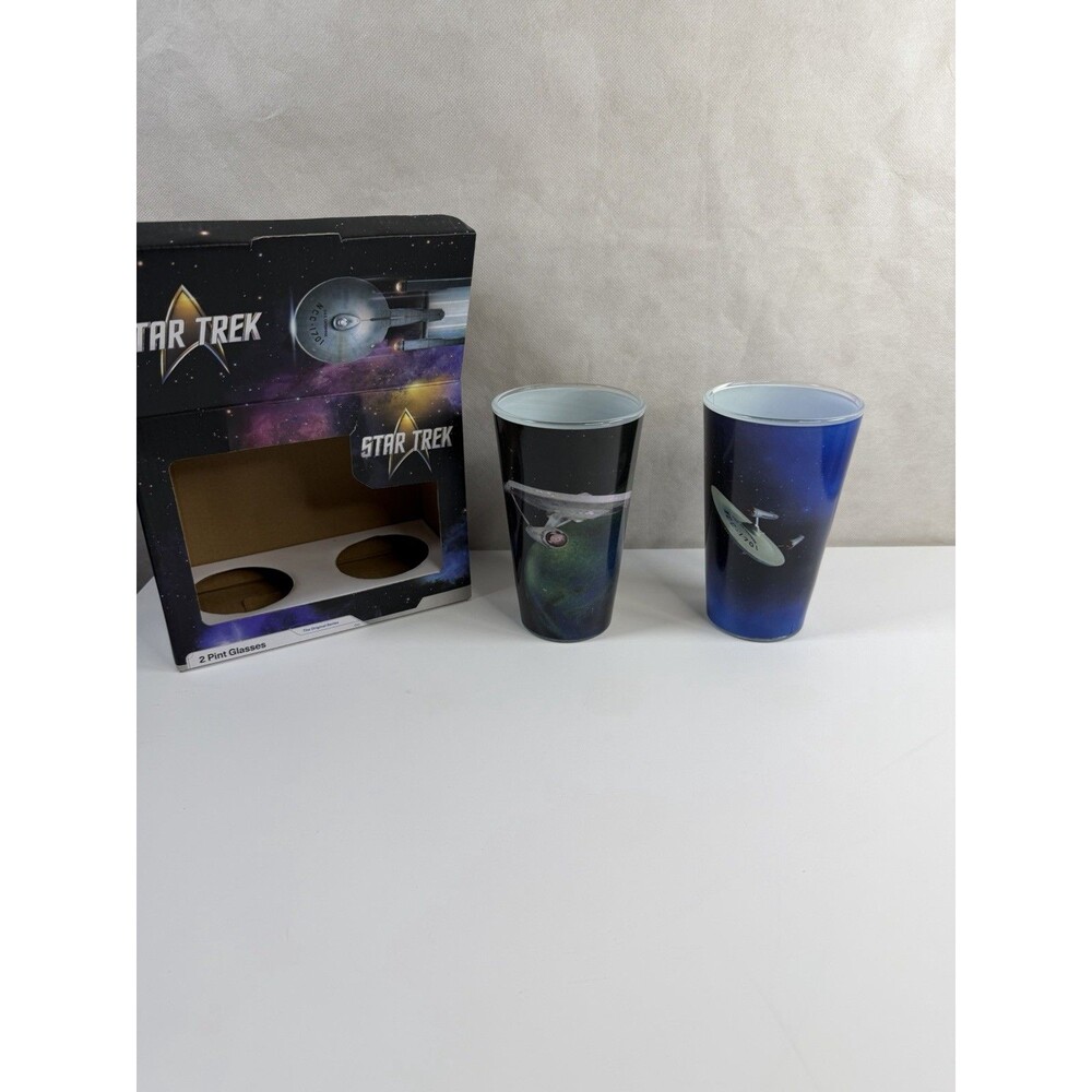 Star Trek The Original Series 2 Pint Glass Set USS Enterprise Spock Brand New